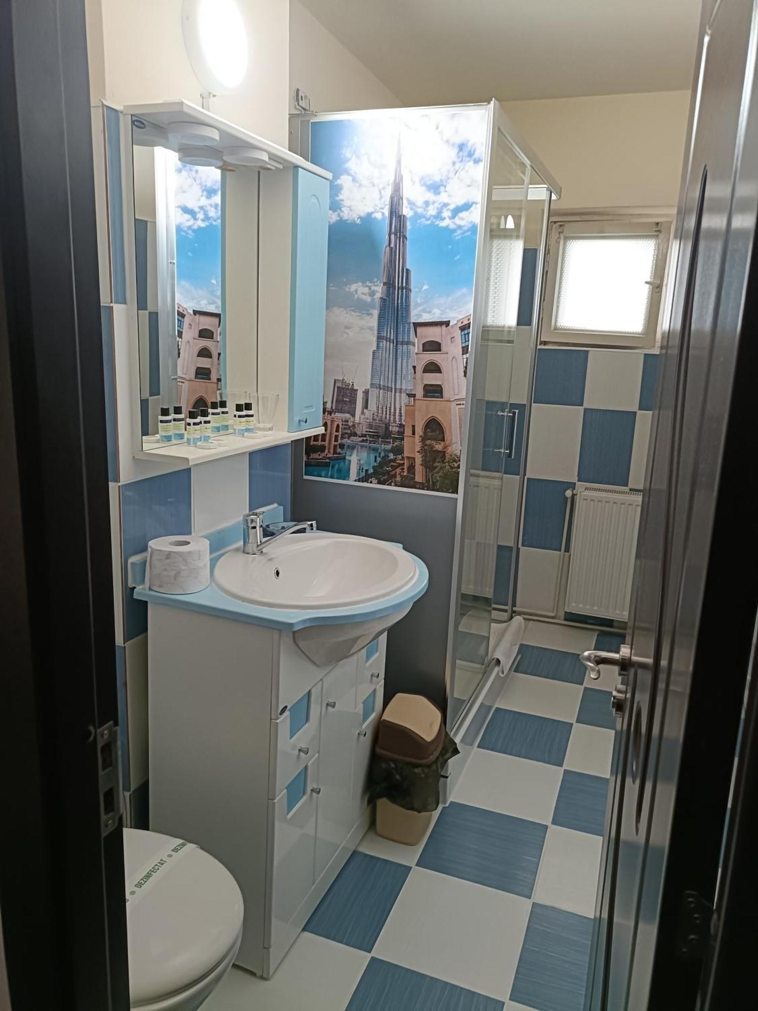 Marin Hotel Apartment Brasov Bagian luar foto